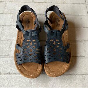 Cliff's by White Mountain Sandals Size 9 1/2‎